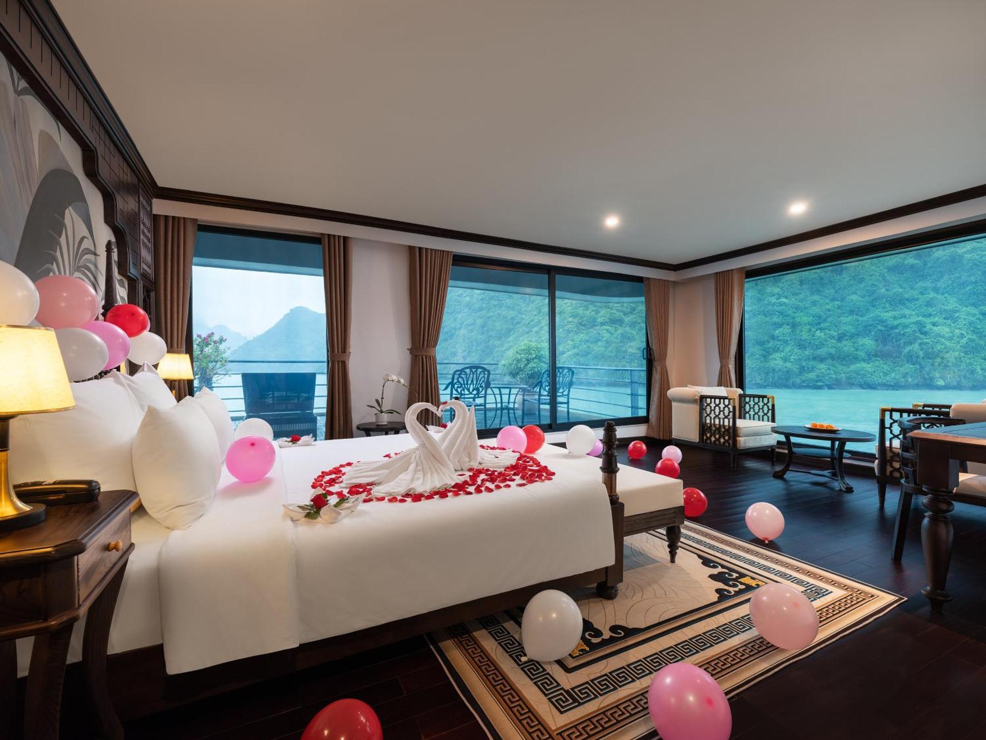 Era Premium Cruises Halong Hotel Ha Long Exterior photo