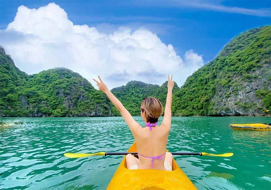 Era Premium Cruises Halong Hotel Ha Long Exterior photo